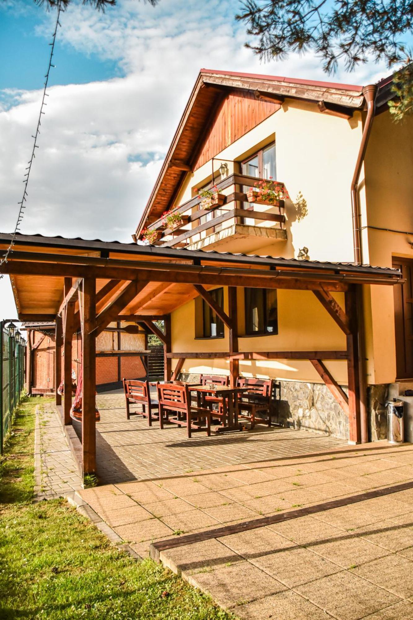 Casa Georgea Villa Sacele Exterior photo